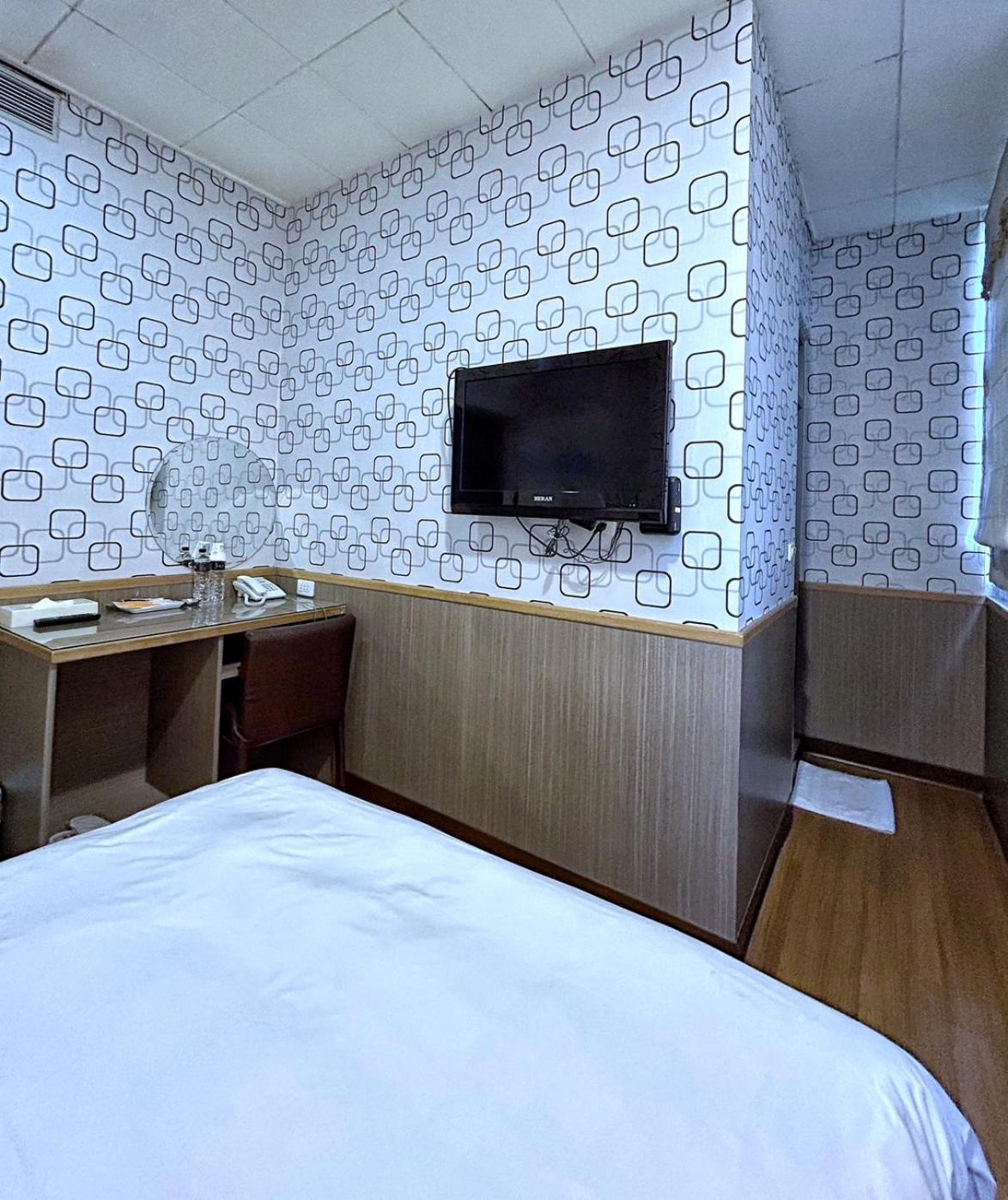 Fulong Hotel Чжунли Экстерьер фото